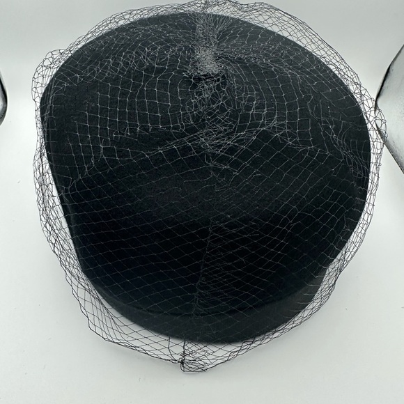 Vintage Black Wool Hat With Black Bow and Netting - Picture 3 of 12